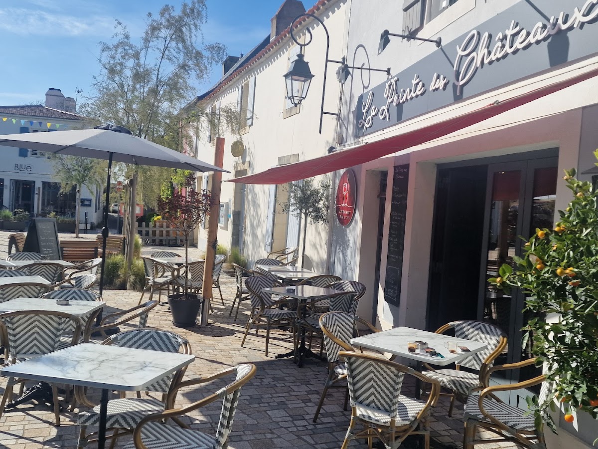 La Pointe Des Châteaux